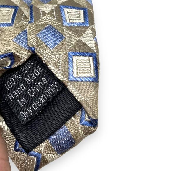 JOSEPH AND FEISS INTERNATIONAL Tan Blue Silk Geometric Print Tie - Picture 2 of 6